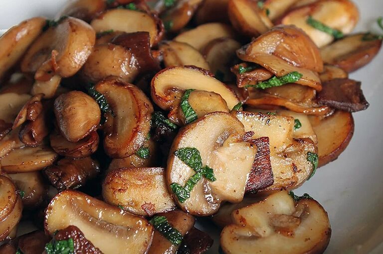 Mushrooms from the gout diet must be excluded